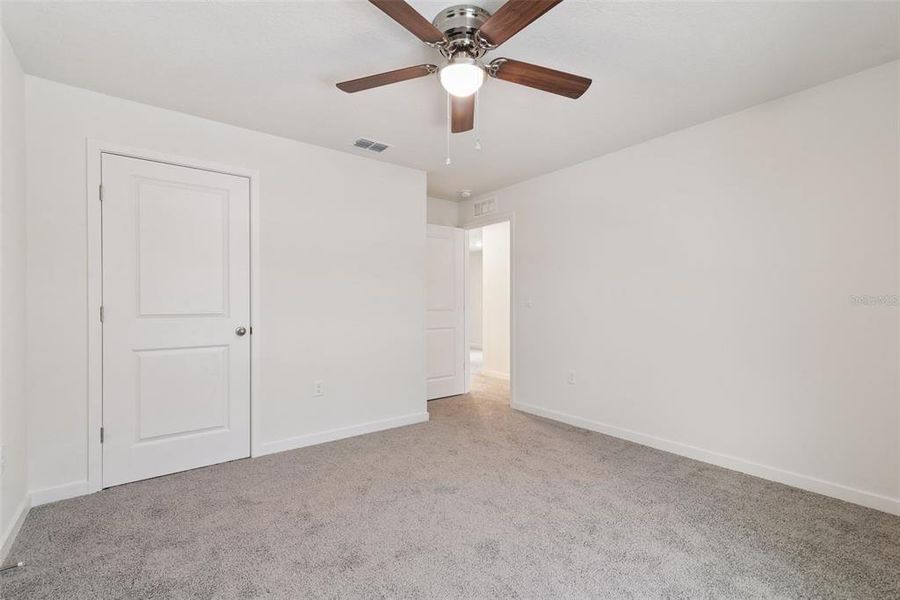 Spacious, unfurnished interior of a new home in Vineland Reserve, Osteen (Image 20).