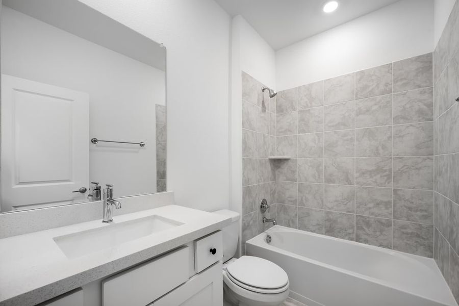 Representative furnished interior of a home built from the Eller by Taylor Morrison in Cross Creek Meadows 40s, Celina (Image 8). Representative furnished interior of a home built from the Eller by Taylor Morrison in Cross Creek Meadows 40s, Celina (Image 8).