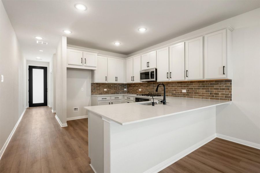 Furnished interior view inside a new home in Patterson Ranch, Georgetown (Image 17).