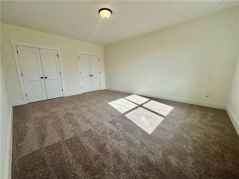 Spacious, unfurnished interior of a new home in Twin Lakes, Hoschton (Image 27).