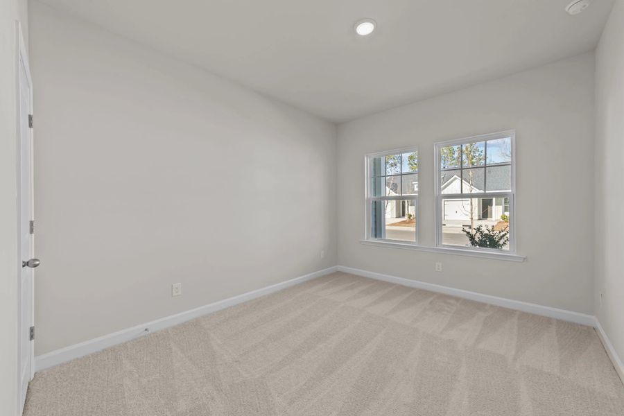 Spacious, unfurnished interior of a new home in Blue Heron Retreat, Little River (Image 13).