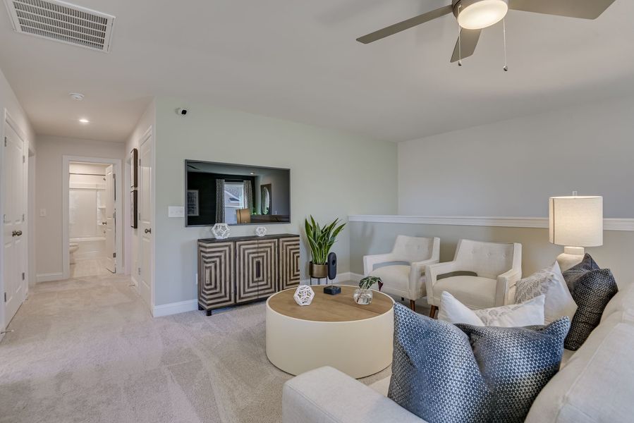 Upper Level Flex Space