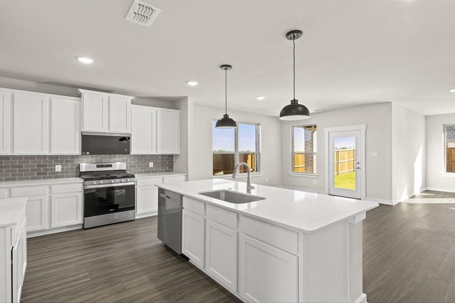 Representative furnished interior of a home built from the Sequoia II Katy Lakes 50s by Brohn Homes in Katy Lakes, Katy (Image 5).