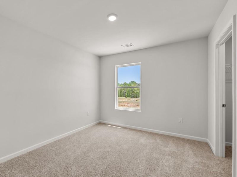 Spacious, unfurnished interior of a new home in Rolling Meadows, Jasper (Image 14).