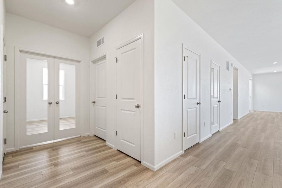 Spacious, unfurnished interior of a new home in Bennett Crossing Reserve, Bennett (Image 18).