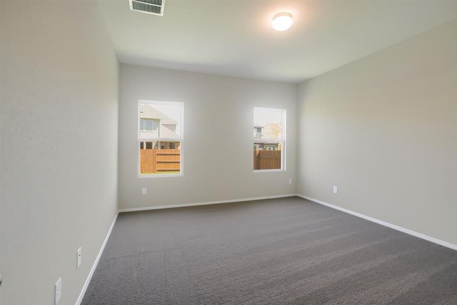 Spacious, unfurnished interior of a new home in Oaks at San Gabriel, Georgetown (Image 26).