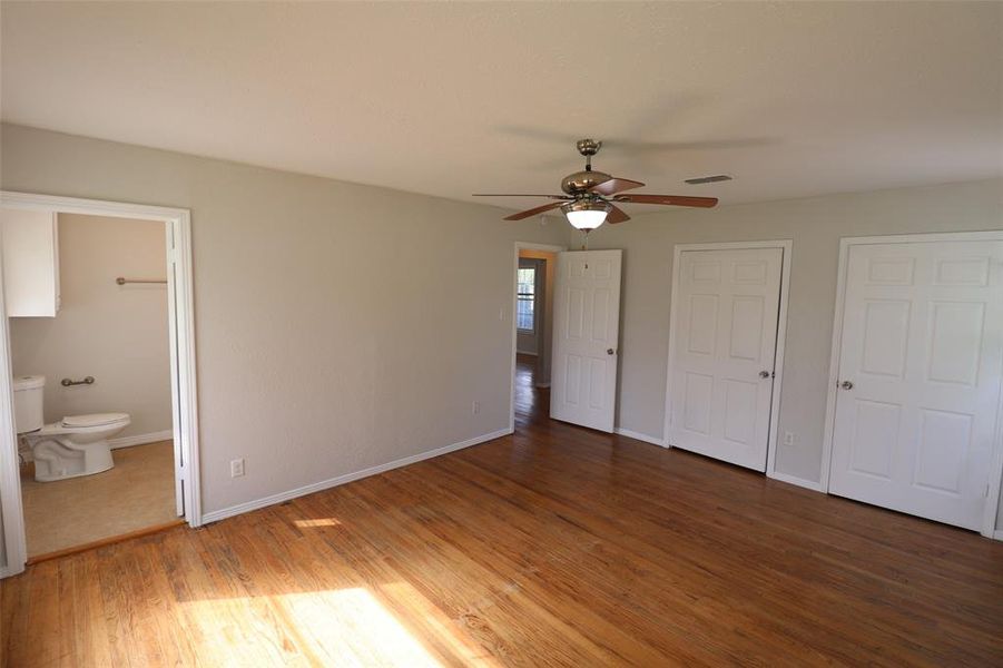 Spacious, unfurnished interior of a new home in , Brownwood (Image 9).