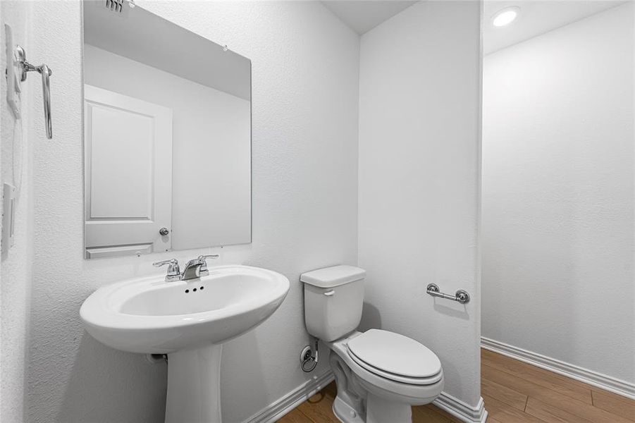 Furnished interior view inside a new home in River Ridge, Crandall (Image 8). Furnished interior view inside a new home in River Ridge, Crandall (Image 8).