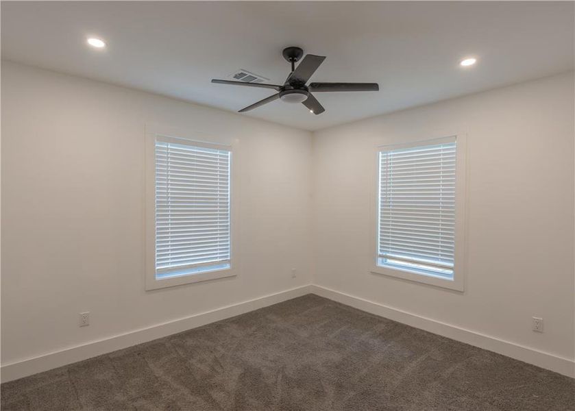 Spacious, unfurnished interior of a new home in , Atlanta (Image 48).