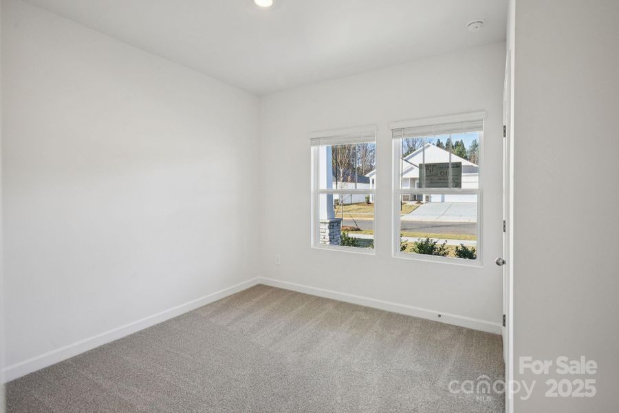 Spacious, unfurnished interior of a new home in Oxford Station, Salisbury (Image 17).