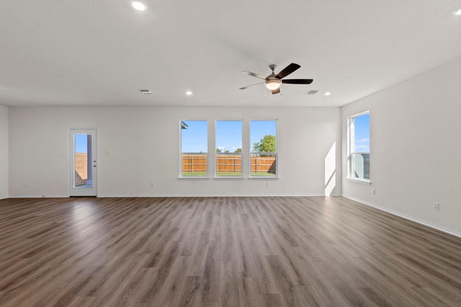 Spacious, unfurnished interior of a new home in Salerno - Heritage Collection, Round Rock (Image 34). Spacious, unfurnished interior of a new home in Salerno - Heritage Collection, Round Rock (Image 34).