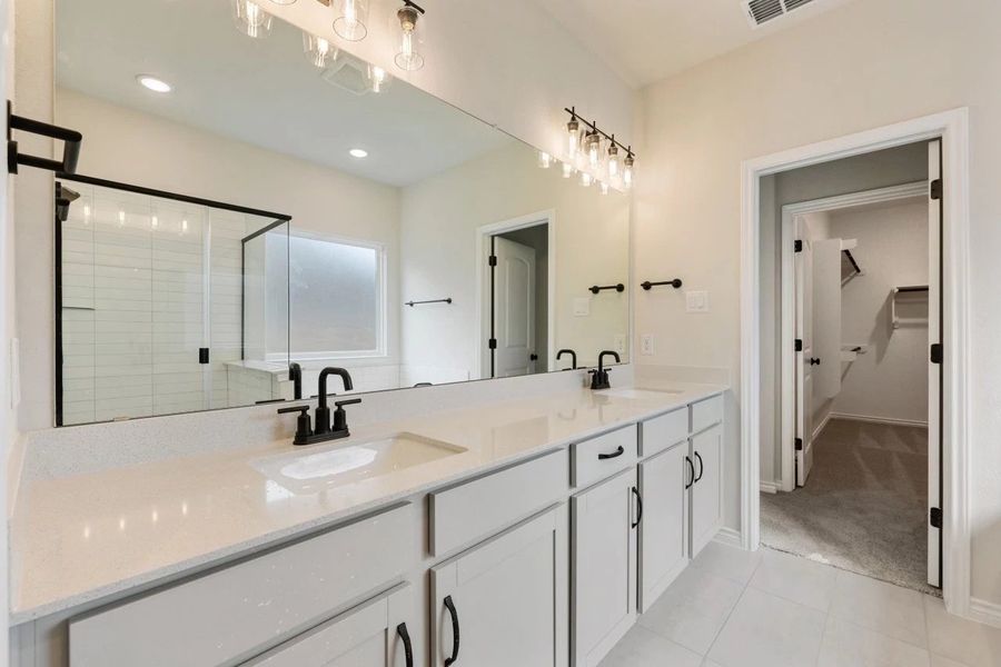 Furnished interior view inside a new home in Lariat, Liberty Hill (Image 15).