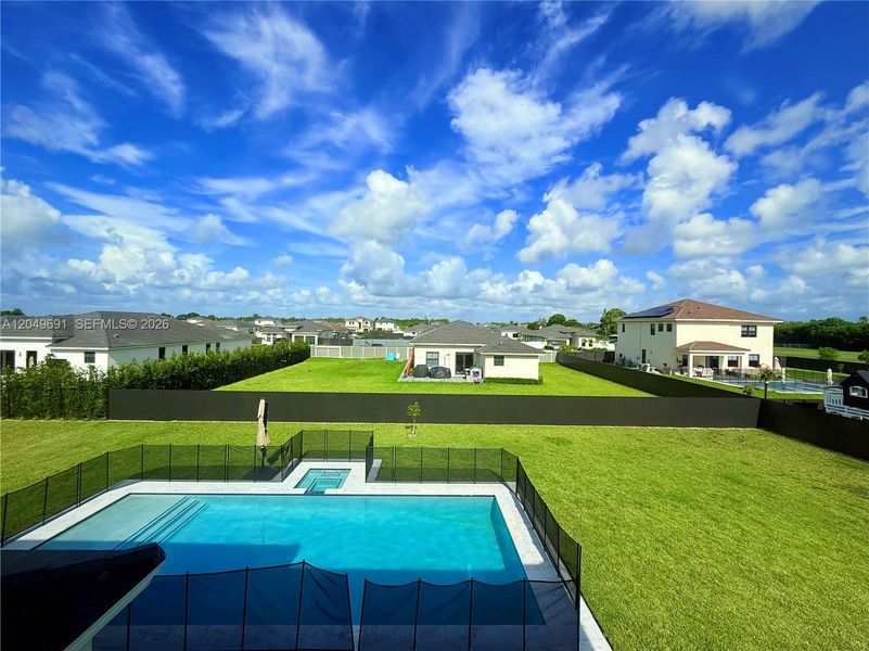 Community amenities in , Homestead (Image 51). Community amenities in , Homestead (Image 51).