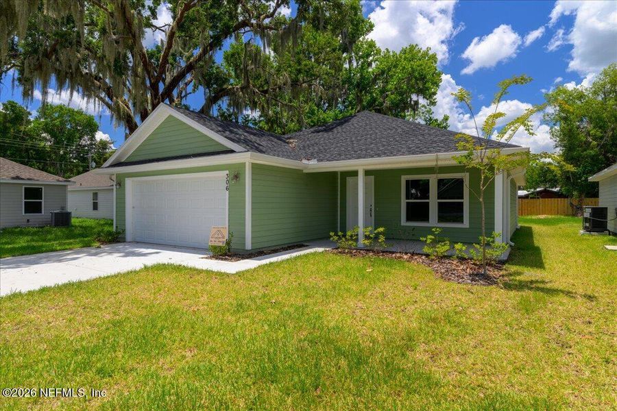 Front exterior of a new home in , Palatka, FL, highlighting curb appeal (Image 18). Front exterior of a new home in , Palatka, FL, highlighting curb appeal (Image 18).