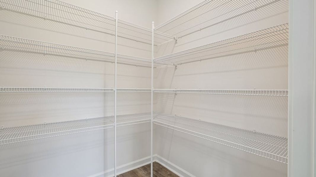 Spacious, unfurnished interior of a new home in Mangum Farms, Stem (Image 19).