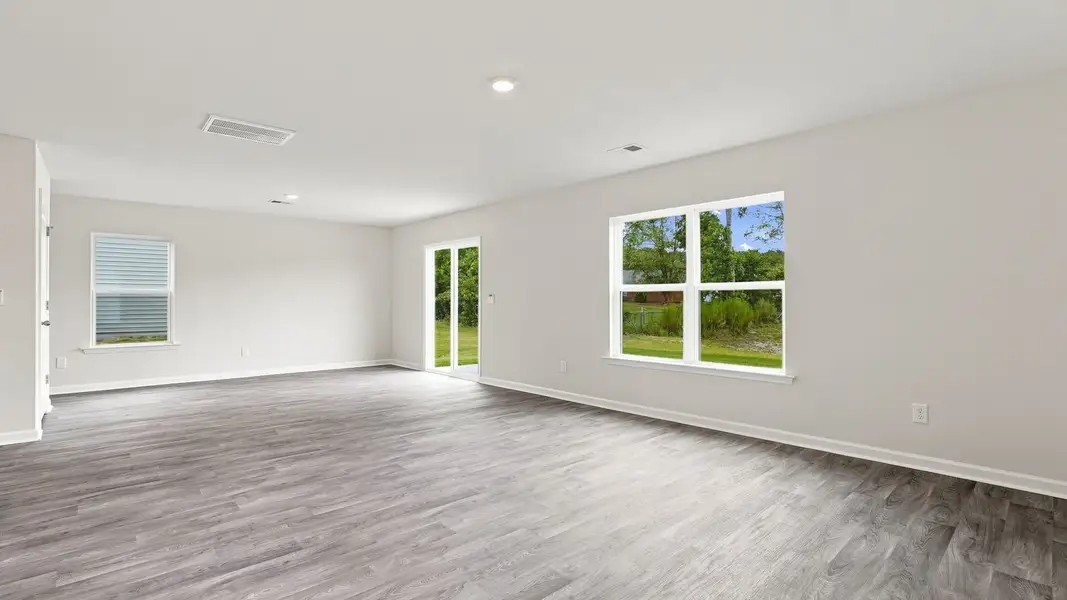 Spacious, unfurnished interior of a new home in Carter Ridge, Greenville (Image 15).