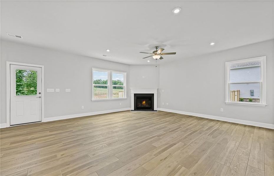 Spacious, unfurnished interior of a new home in Anderson Point Estates, McDonough (Image 25). Spacious, unfurnished interior of a new home in Anderson Point Estates, McDonough (Image 25).