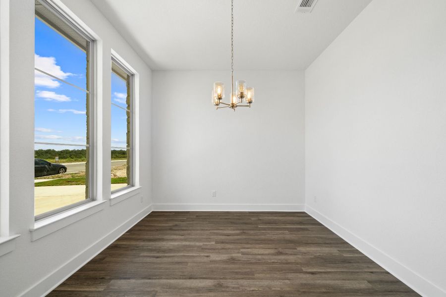 4,392sf New Home in Liberty Hill, TX. - Slide 14 4,392sf New Home in Liberty Hill, TX. - Slide 14