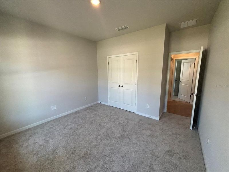 Spacious, unfurnished interior of a new home in Reserve East, Flagler Beach (Image 7).
