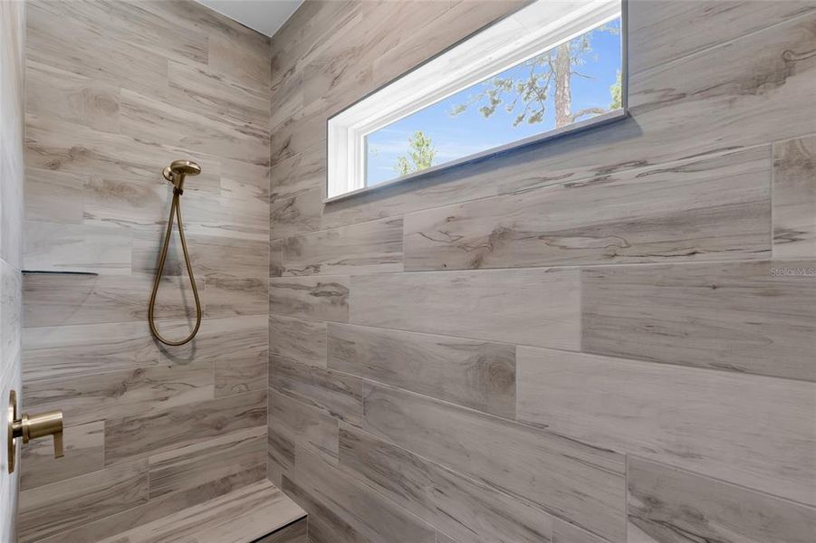 Close-up of interior finishes inside a home in , Sumterville (Image 14). Close-up of interior finishes inside a home in , Sumterville (Image 14).