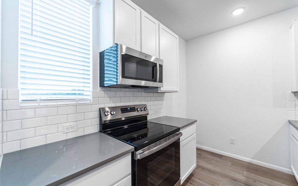 Photo of same townhome model, different unit. Differences may apply.