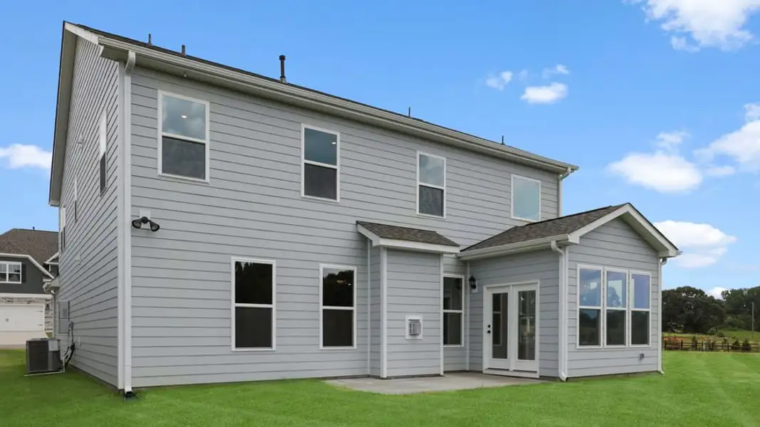Exterior details and patio area of a home in Cottonwood Ridge, Piedmont (Image 4).