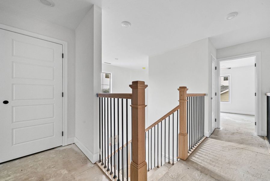 Spacious, unfurnished interior of a new home in Cherry Fields, Clarksville (Image 3).