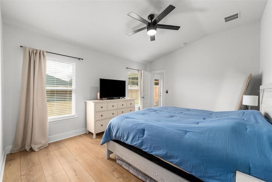 Furnished interior view inside a new home in Country Way South, Newberry (Image 18).