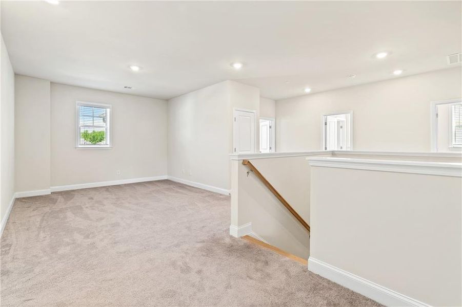 Spacious, unfurnished interior of a new home in , Lawrenceville (Image 44).