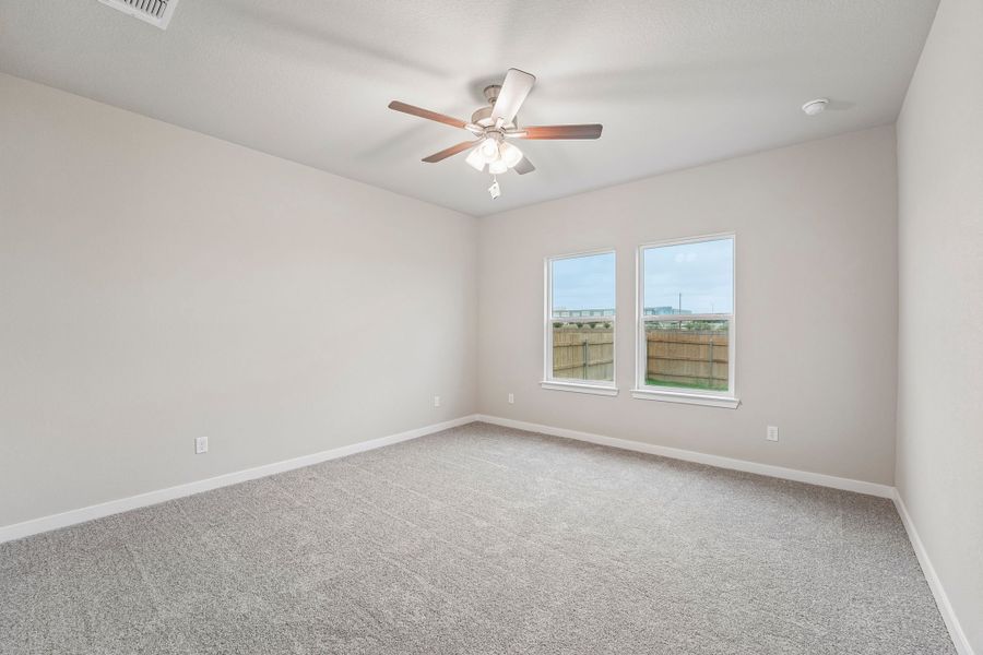 Spacious, unfurnished interior of a new home in Hillside Village, Temple (Image 9). Spacious, unfurnished interior of a new home in Hillside Village, Temple (Image 9).