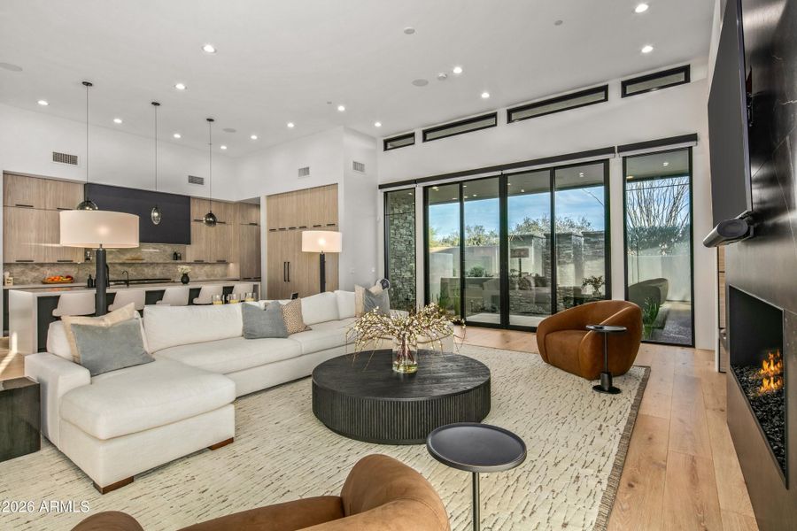 010_Southside Courtyard Access