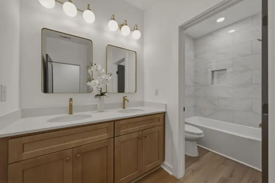 Furnished interior view inside a new home in , Atlanta (Image 13).