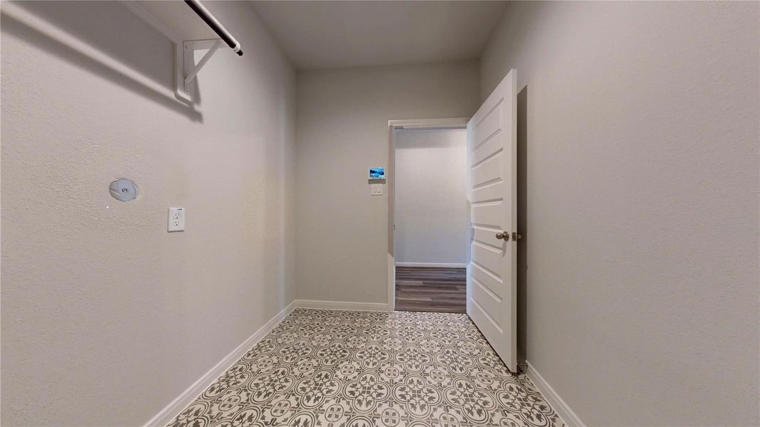 Spacious, unfurnished interior of a new home in Lexington Heights 50', Willis (Image 40).