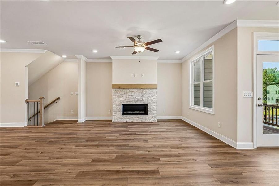Spacious, unfurnished interior of a new home in Waterside Townhomes, Peachtree Corners (Image 21). Spacious, unfurnished interior of a new home in Waterside Townhomes, Peachtree Corners (Image 21).