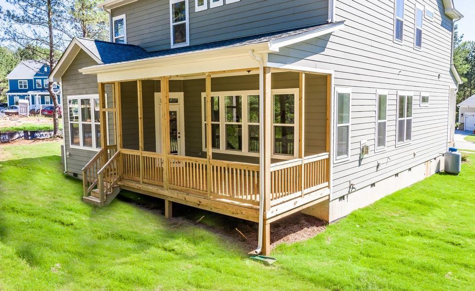 Representative exterior details of a home built from the Augusta by Greybrook Homes in Shepherds Trace, Clover (Image 23).