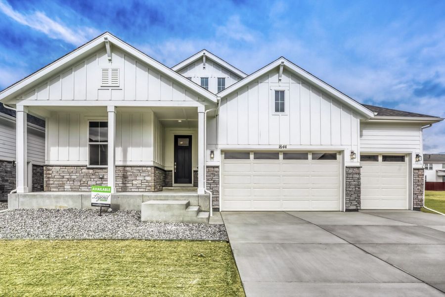 1644 Sundown - Front Elevation