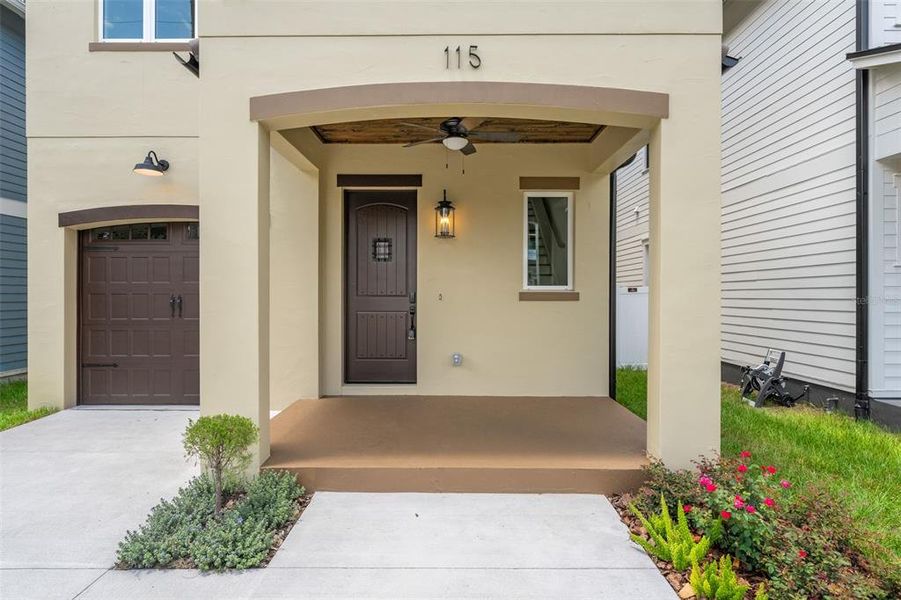 Exterior details and patio area of a home in , Tampa (Image 26).