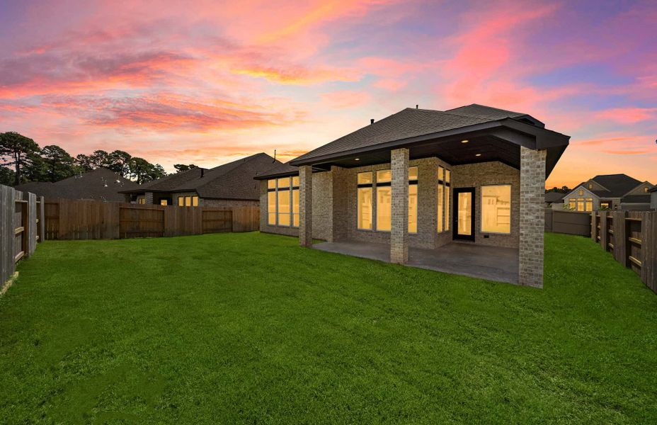 Representative exterior details of a home built from the 3070AU by Ravenna Homes in Audubon 60′, Magnolia (Image 30).
