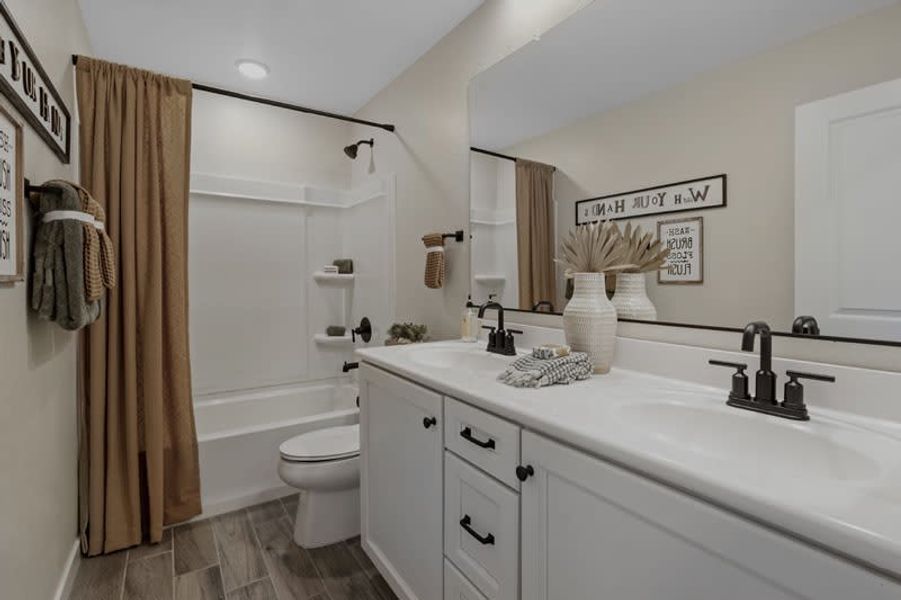 Bathroom | Monument | El Cidro - Valley Series | Goodyear, AZ | Landsea Homes