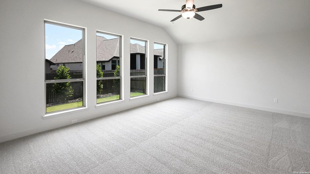 Spacious, unfurnished interior of a new home in Veramendi, New Braunfels (Image 23).