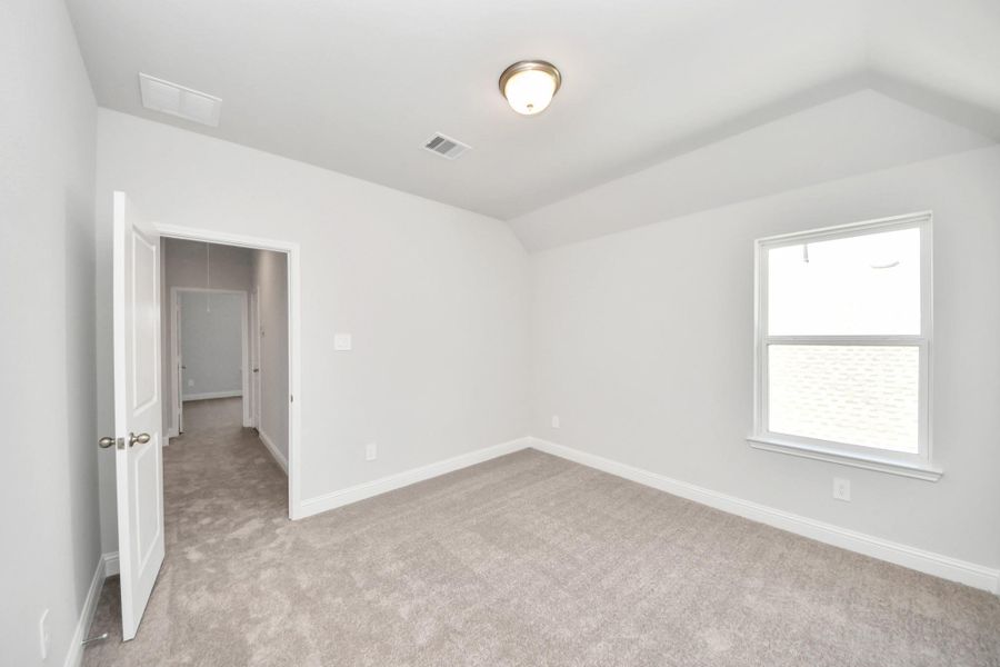 Spacious, unfurnished interior of a new home in ARTAVIA: Hilltop Collection, Conroe (Image 26). Spacious, unfurnished interior of a new home in ARTAVIA: Hilltop Collection, Conroe (Image 26).