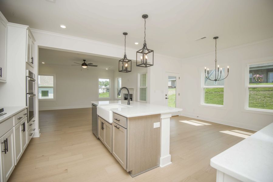 *Photo of example home. Selections and finishes may vary.