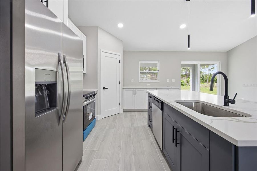 Furnished interior view inside a new home in , Citrus Springs (Image 9).