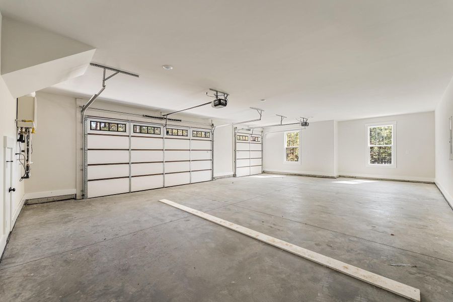 Spacious, unfurnished interior of a new home in Charleston County Homes, Awendaw (Image 11). Spacious, unfurnished interior of a new home in Charleston County Homes, Awendaw (Image 11).