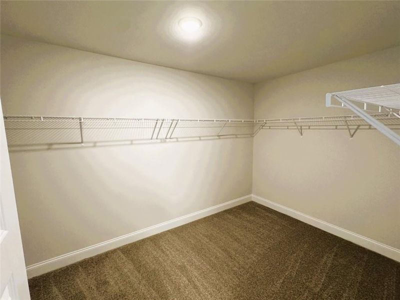 Spacious, unfurnished interior of a new home in Paces Estates, Lithia Springs (Image 12).