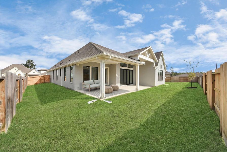 Come explore this generous backyard—perfect for kids to play freely and adults to unwind in comfort! Come explore this generous backyard—perfect for kids to play freely and adults to unwind in comfort!