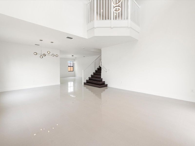 Spacious, unfurnished interior of a new home in , Miami (Image 30).