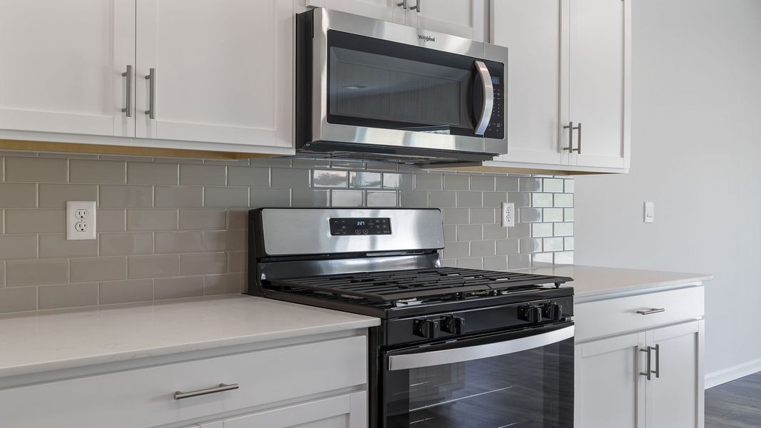 Furnished interior view inside a new home in Woodglen, Piedmont (Image 9).