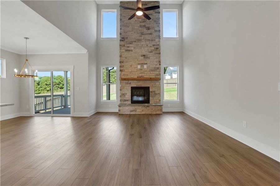 Spacious, unfurnished interior of a new home in Cambridge, Flowery Branch (Image 21).