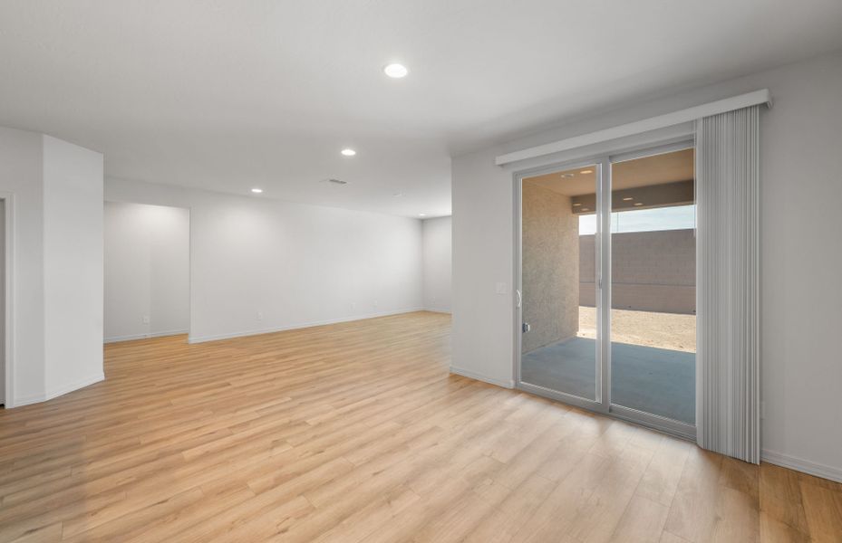 Spacious, unfurnished interior of a new home in Alamar, Avondale (Image 23). Spacious, unfurnished interior of a new home in Alamar, Avondale (Image 23).
